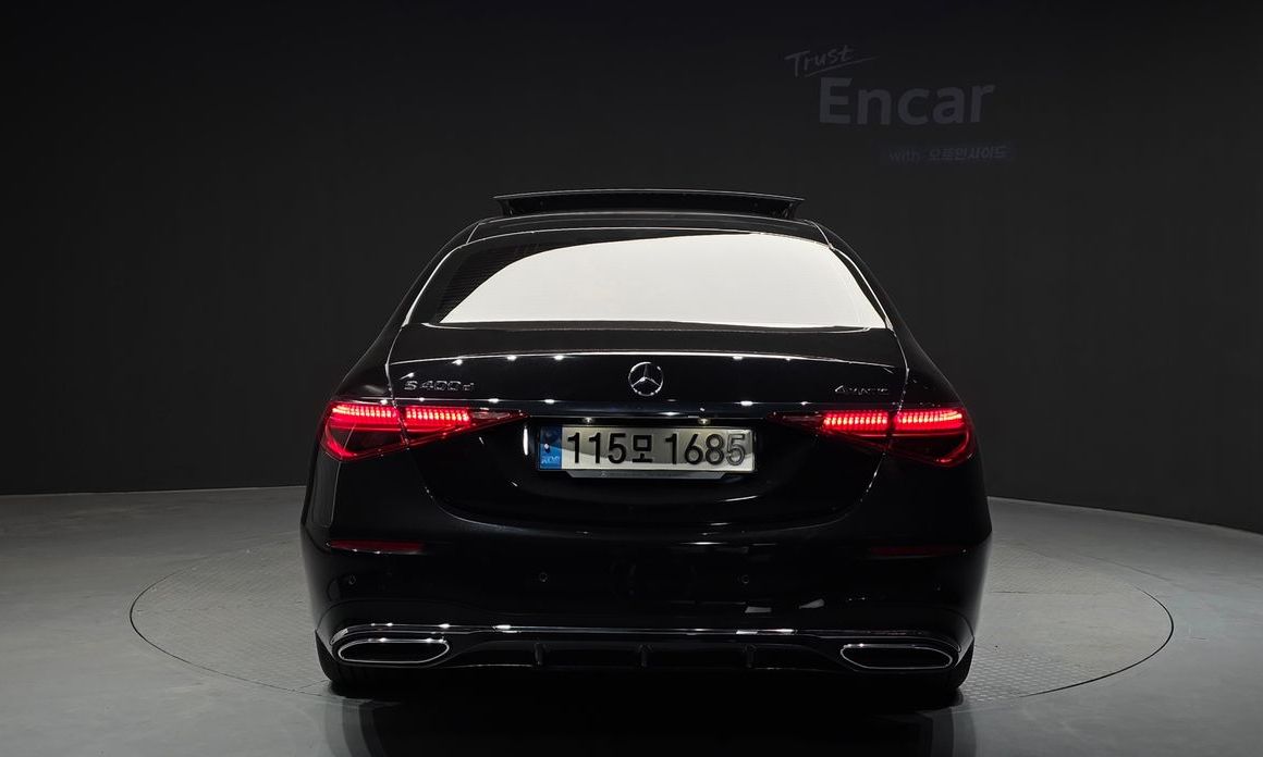 Mercedes-Benz S-Class 2022