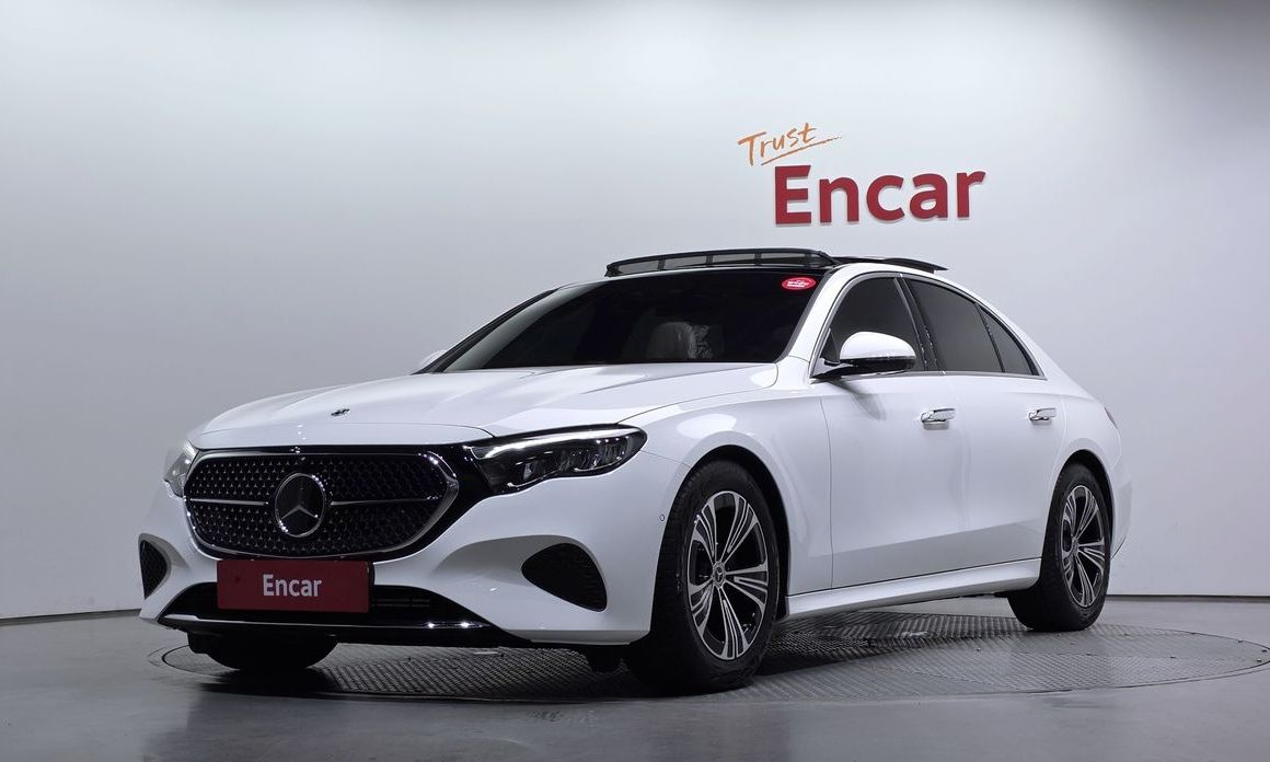 Mercedes-Benz E-Class 2025
