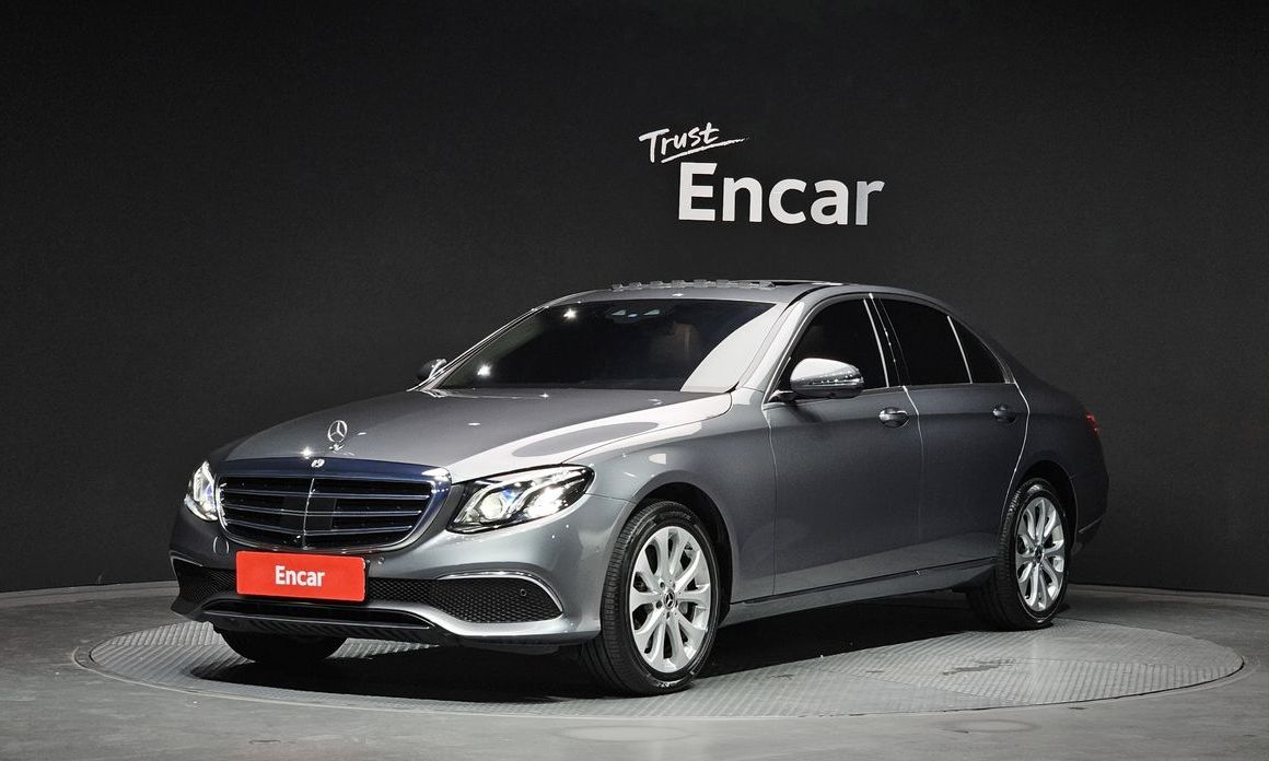 Mercedes-Benz E-Class 2020