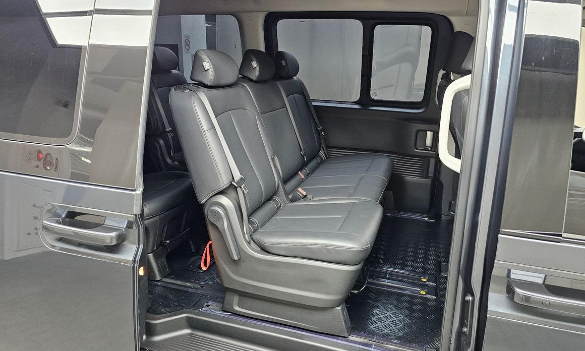 Hyundai Staria 2025