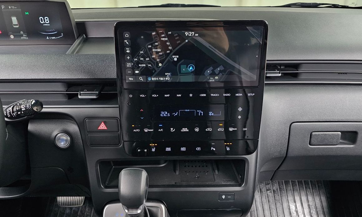 Hyundai Staria 2025