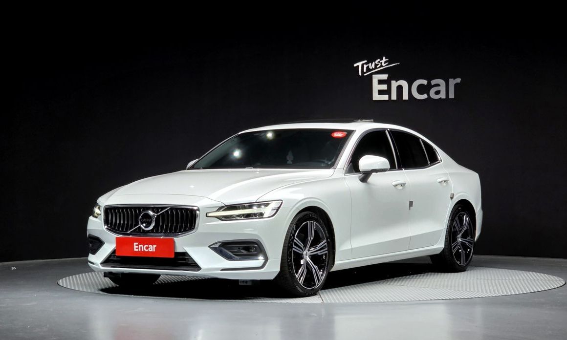 Volvo S60 2022