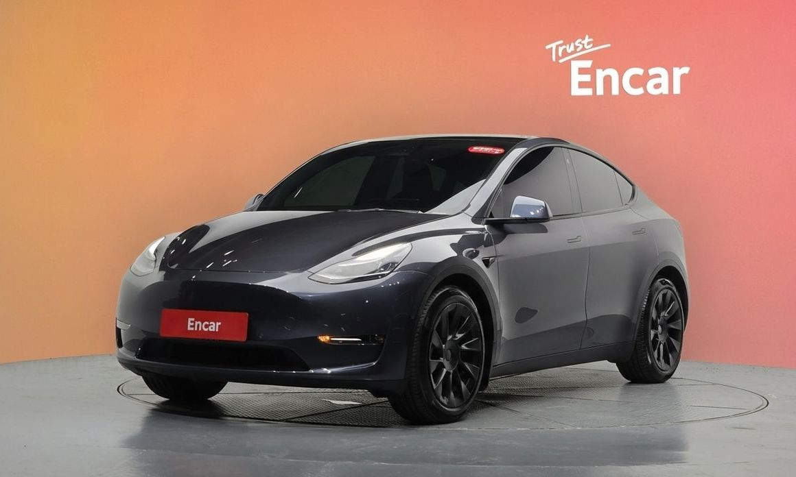 Tesla Model Y 2021