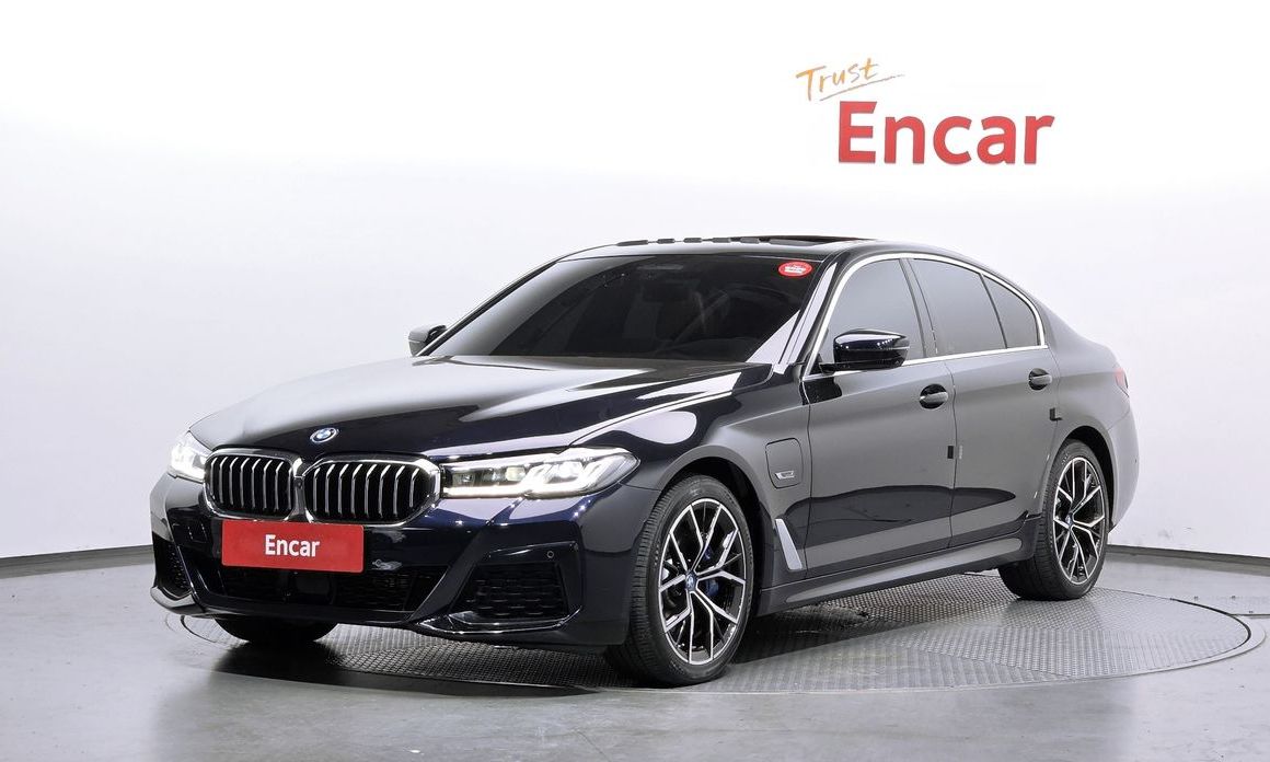 BMW 5-Series 2022
