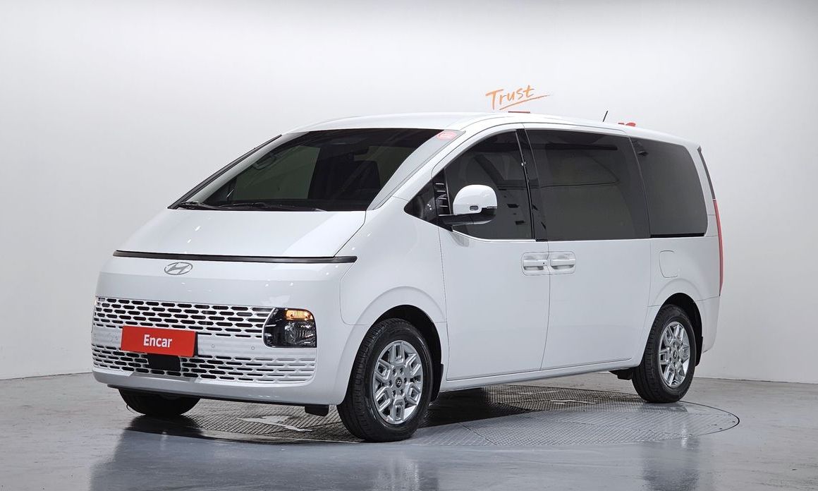 Hyundai Staria 2025
