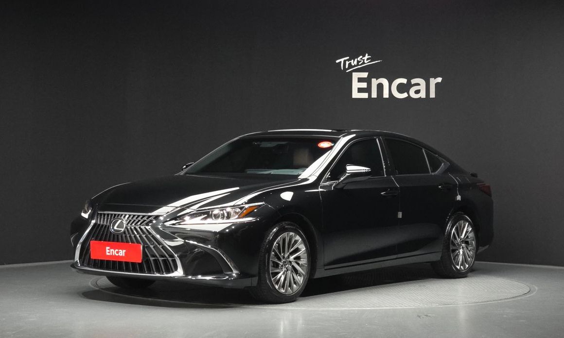 Lexus ES 2023