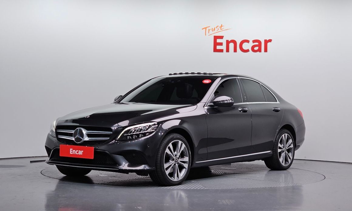 Mercedes-Benz C-Class 2020