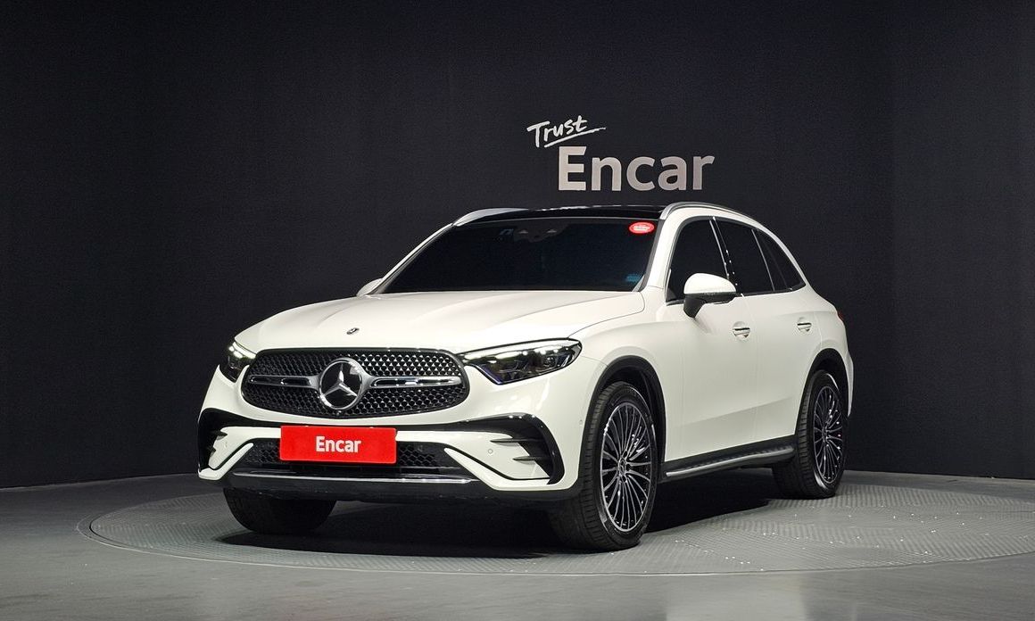 Mercedes-Benz GLC-Class 2023