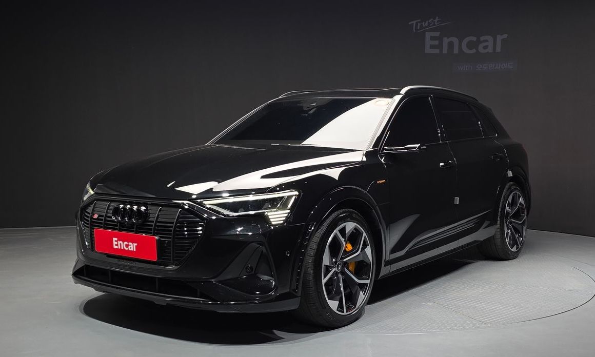 Audi e-tron 2022