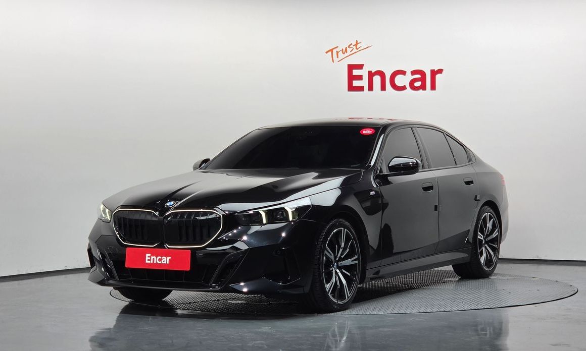 BMW 5-Series 2025