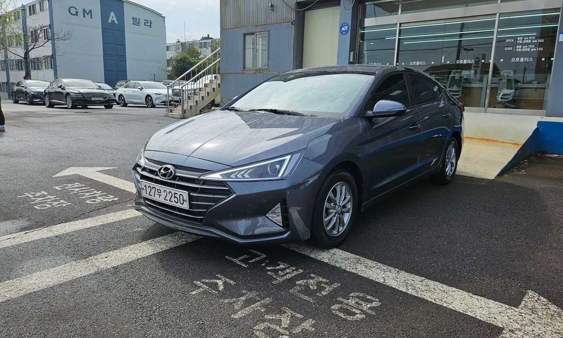Hyundai AVANTE 2020