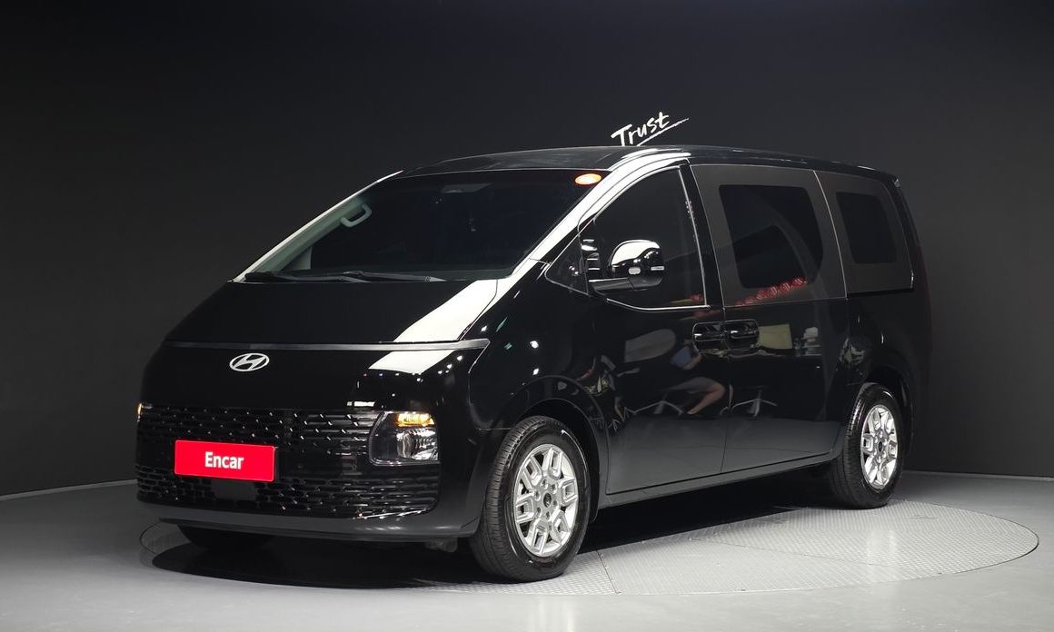 Hyundai Staria 2025