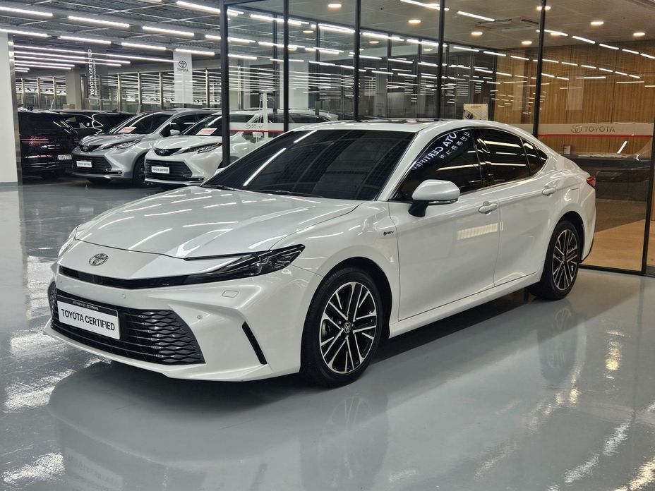 Toyota Camry 2025