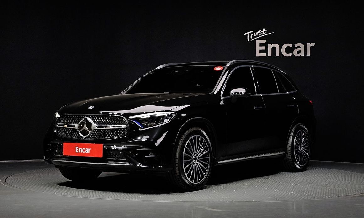 Mercedes-Benz GLC-Class 2025