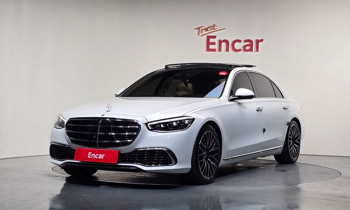 Mercedes-Benz S-Class 2024