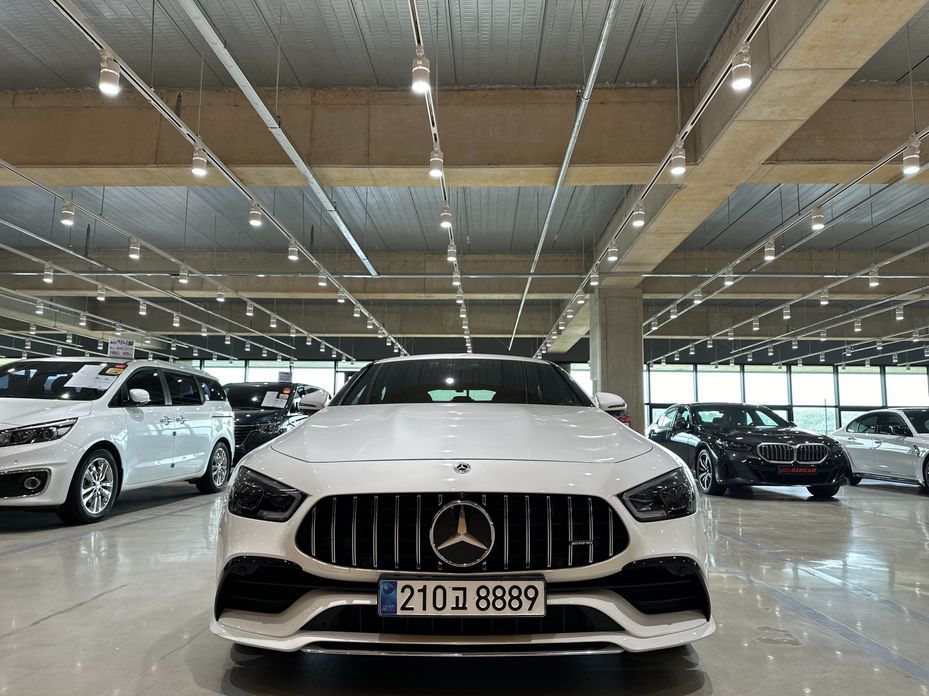 Mercedes-Benz AMG GT 2023