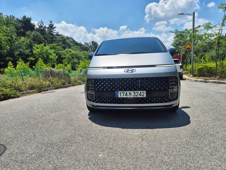 Hyundai Staria 2022