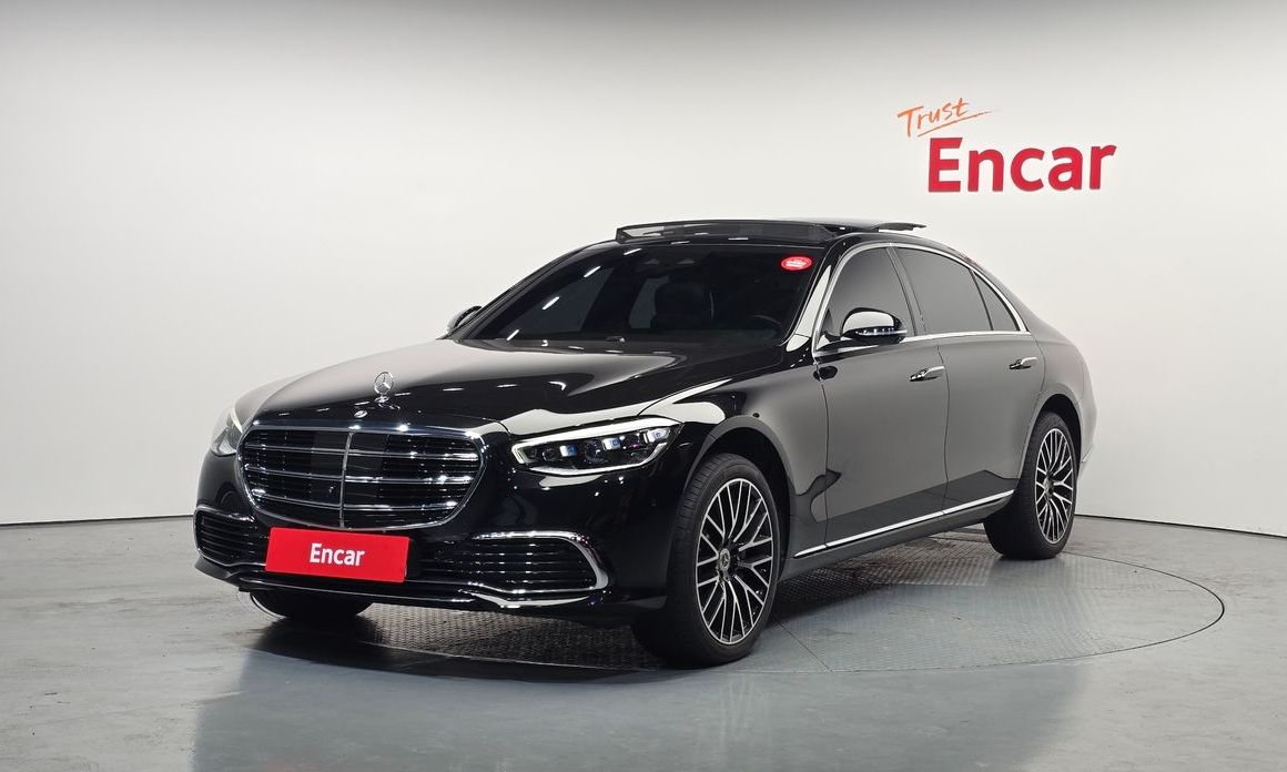 Mercedes-Benz S-Class 2025