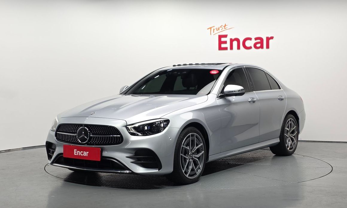 Mercedes-Benz E-Class 2022