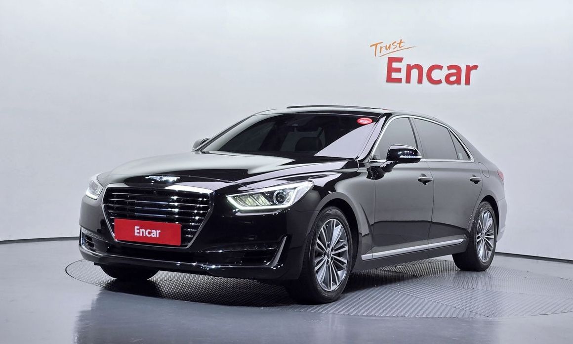 Genesis EQ900 2018