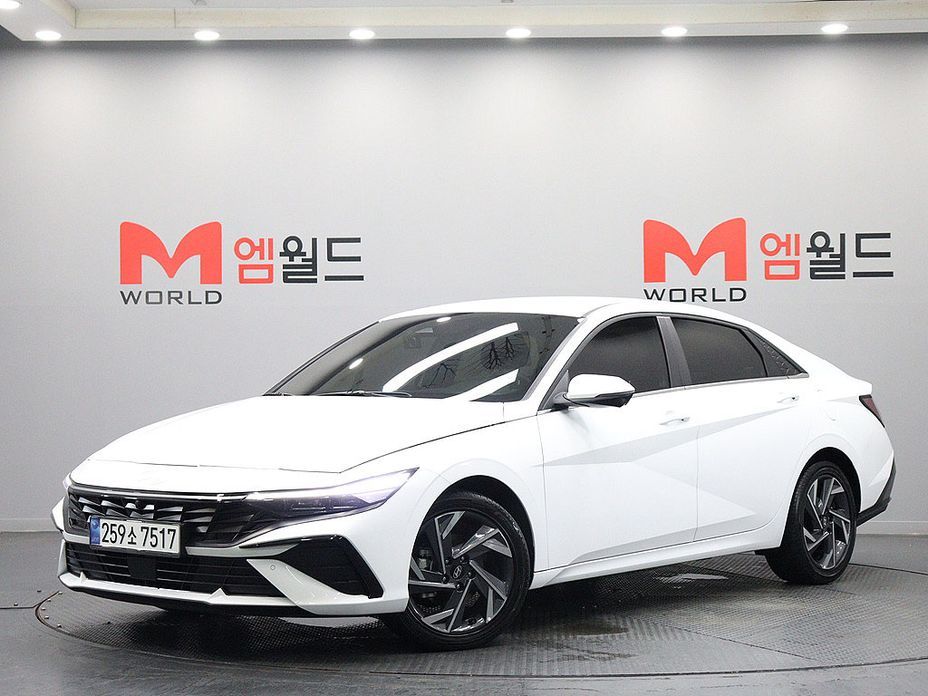 Hyundai AVANTE 2025