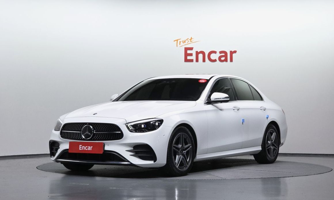 Mercedes-Benz E-Class 2023