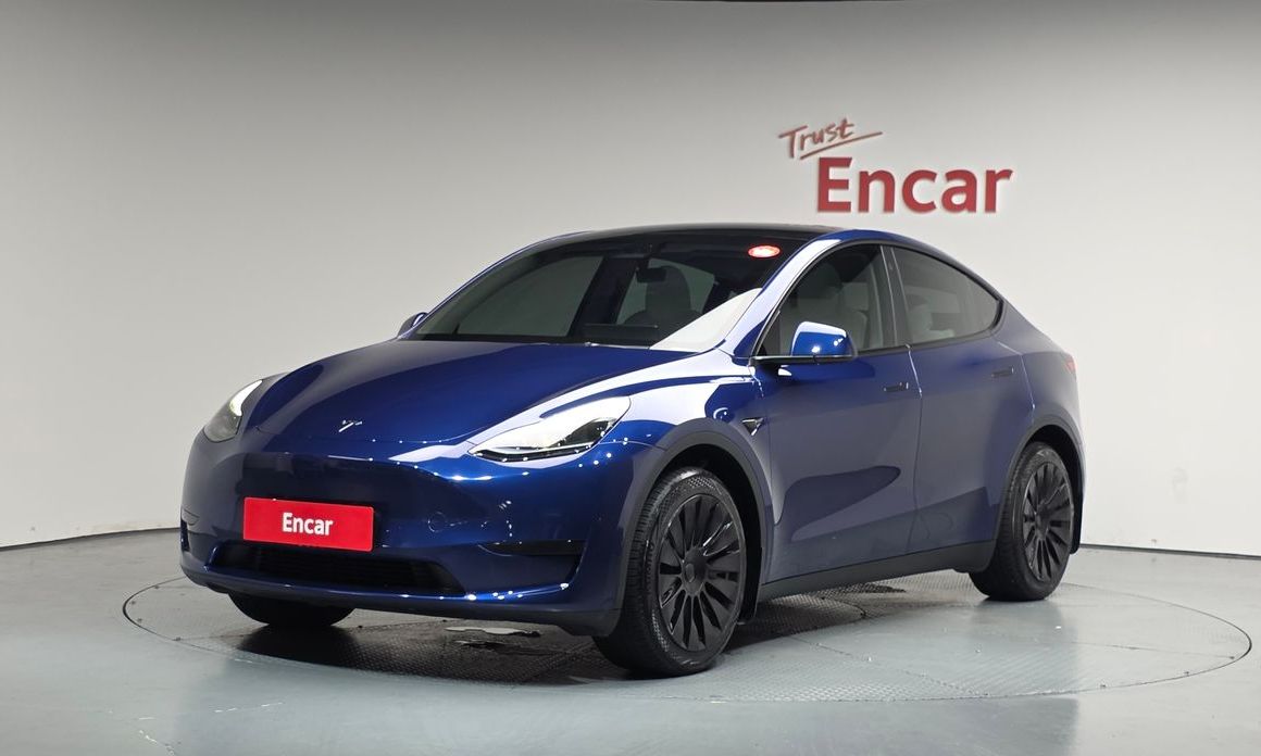 Tesla Model Y 2023