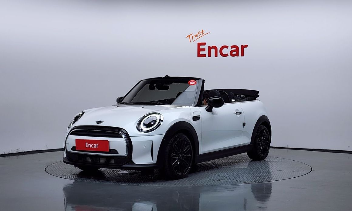 Mini Cooper Convertible 2024