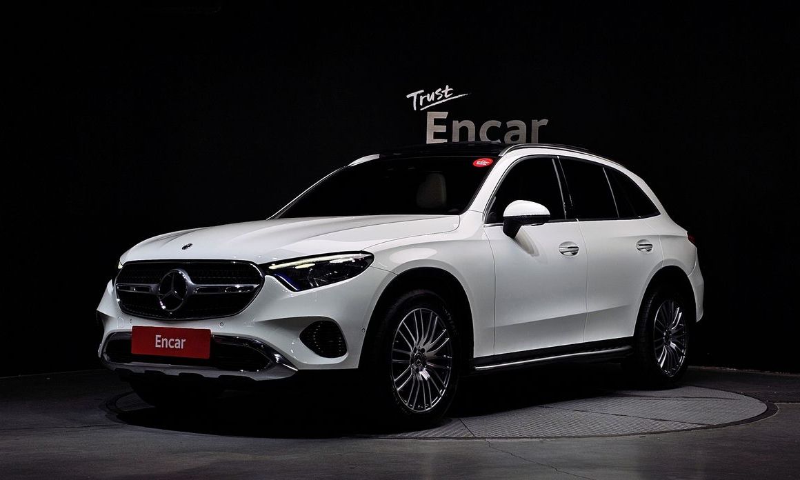 Mercedes-Benz GLC-Class 2025