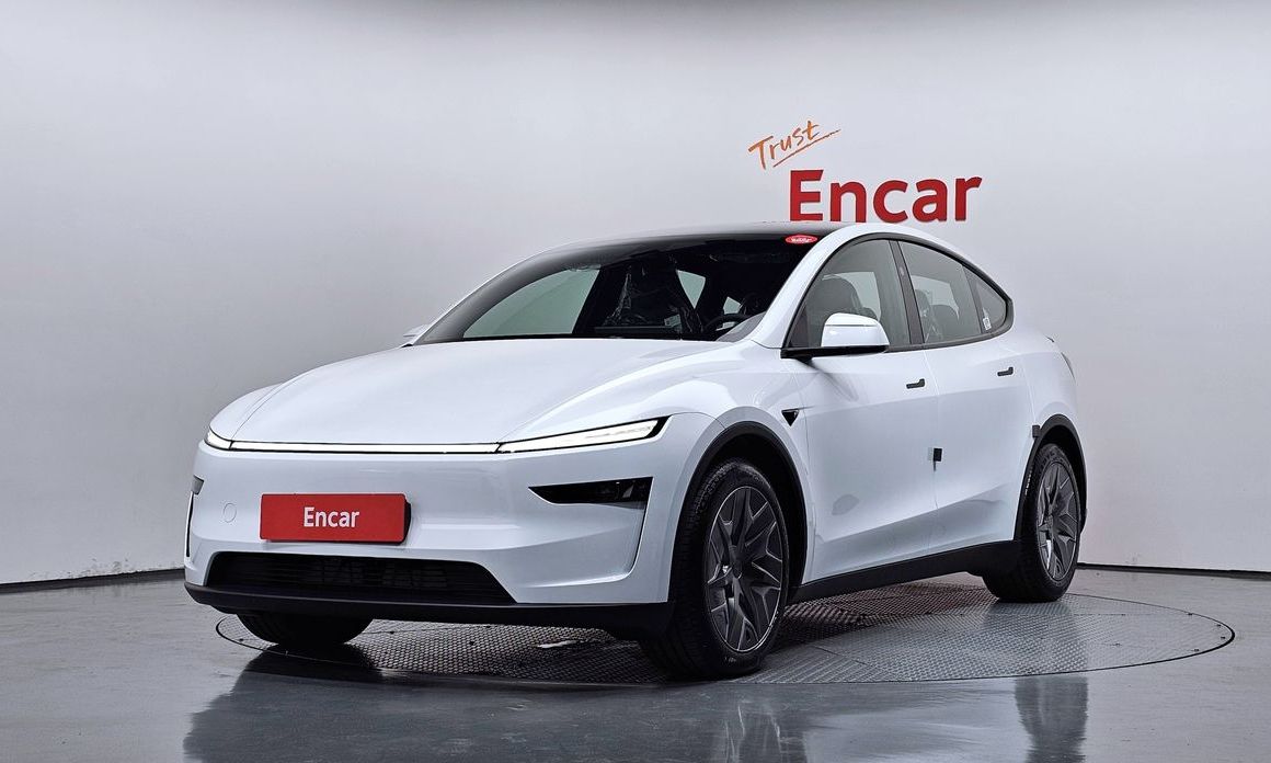 Tesla Model Y 2026