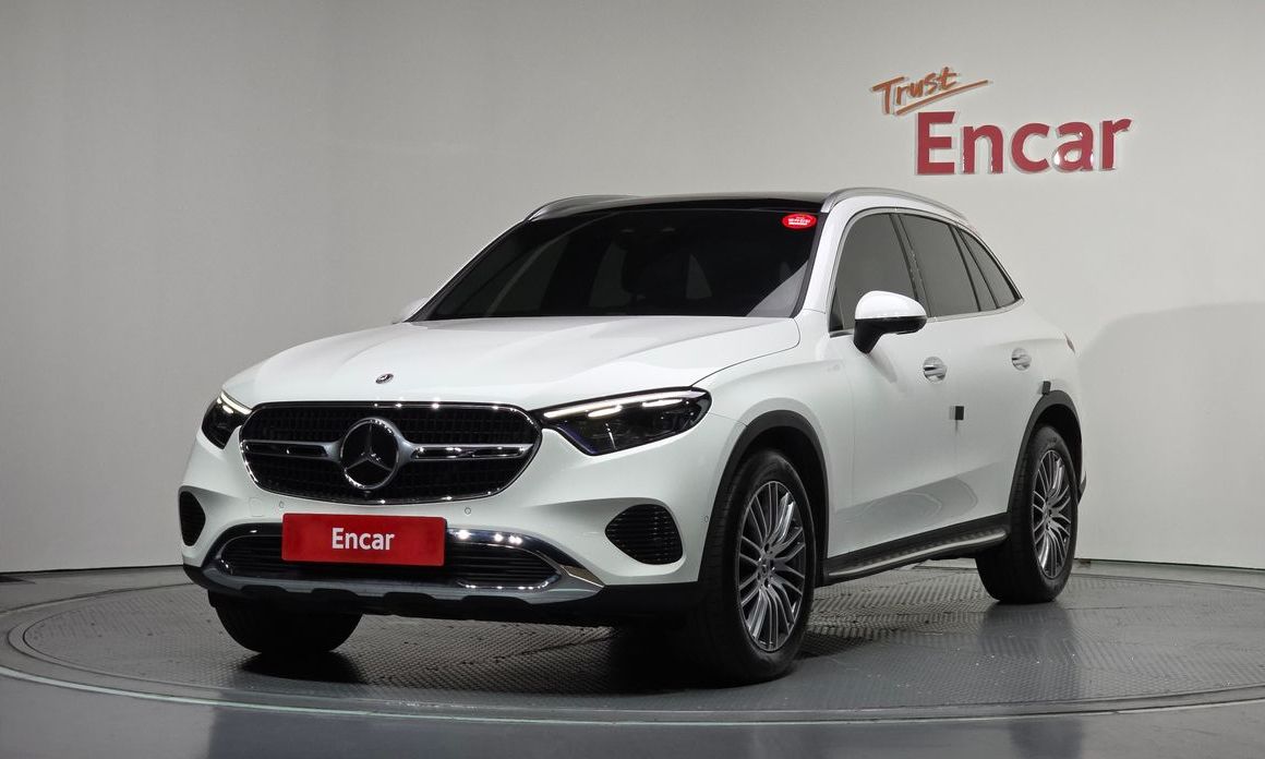 Mercedes-Benz GLC-Class 2025