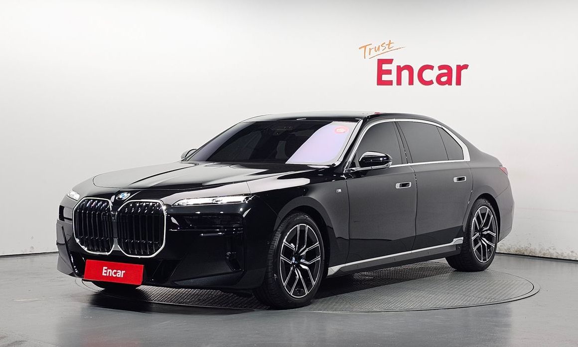 BMW 7-Series 2025