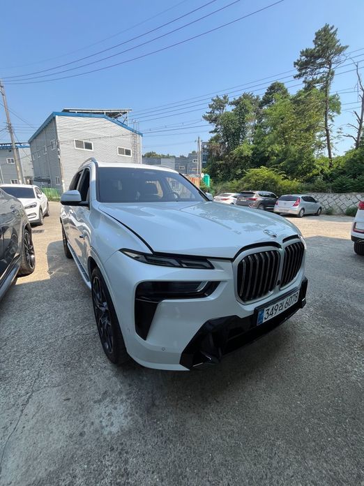 BMW X7 2025