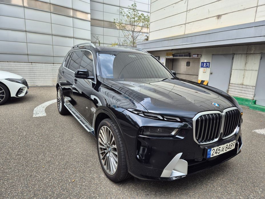 BMW X7 2024