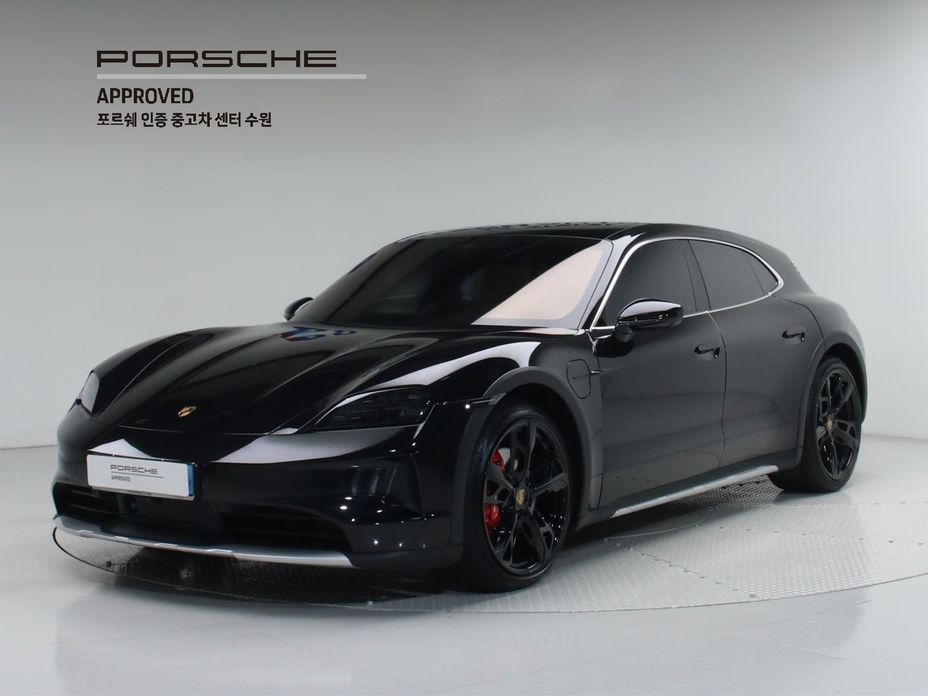 Porsche Taycan 2025