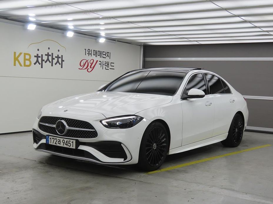 Mercedes-Benz C-Class 2023