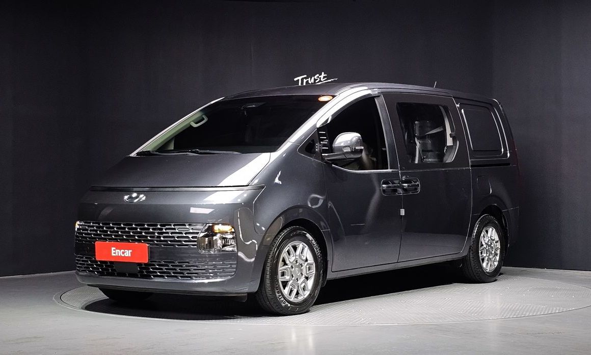 Hyundai Staria 2022