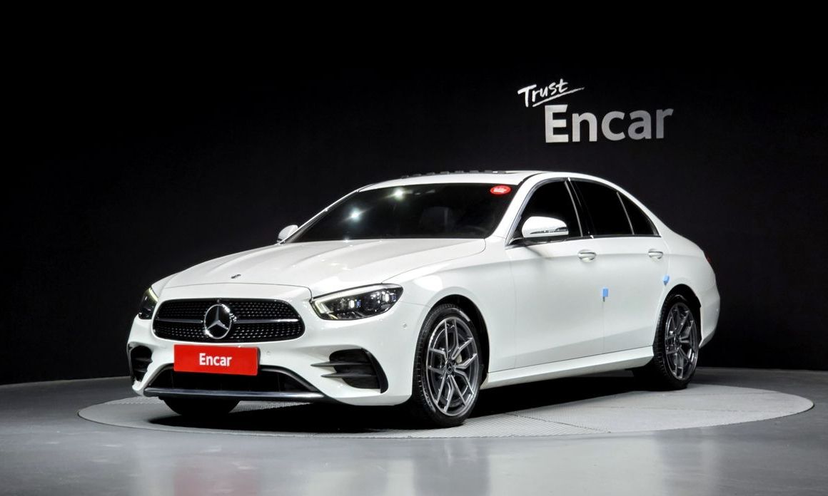 Mercedes-Benz E-Class 2021