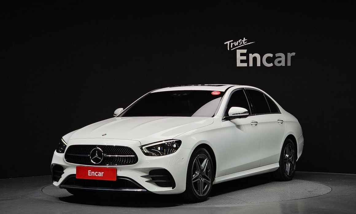 Mercedes-Benz E-Class 2023