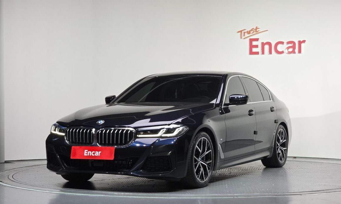 BMW 5-Series 2023