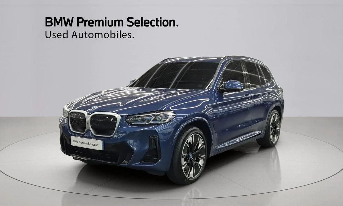 BMW iX3 2023