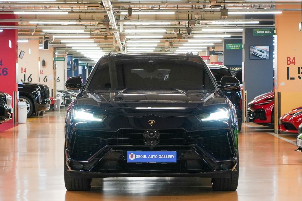 Lamborghini Urus 2023