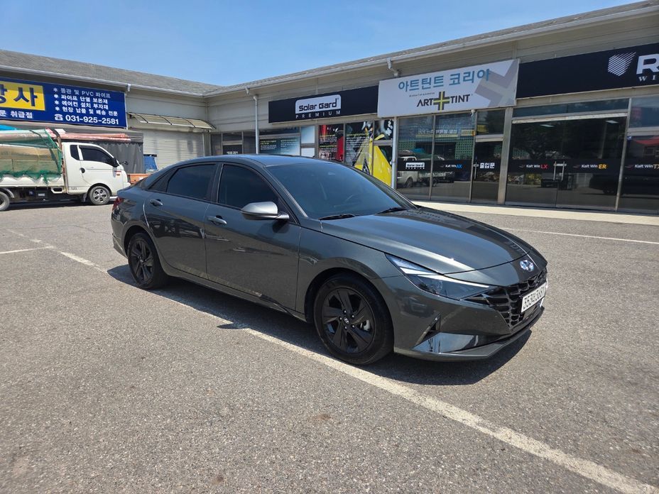 Hyundai AVANTE 2023