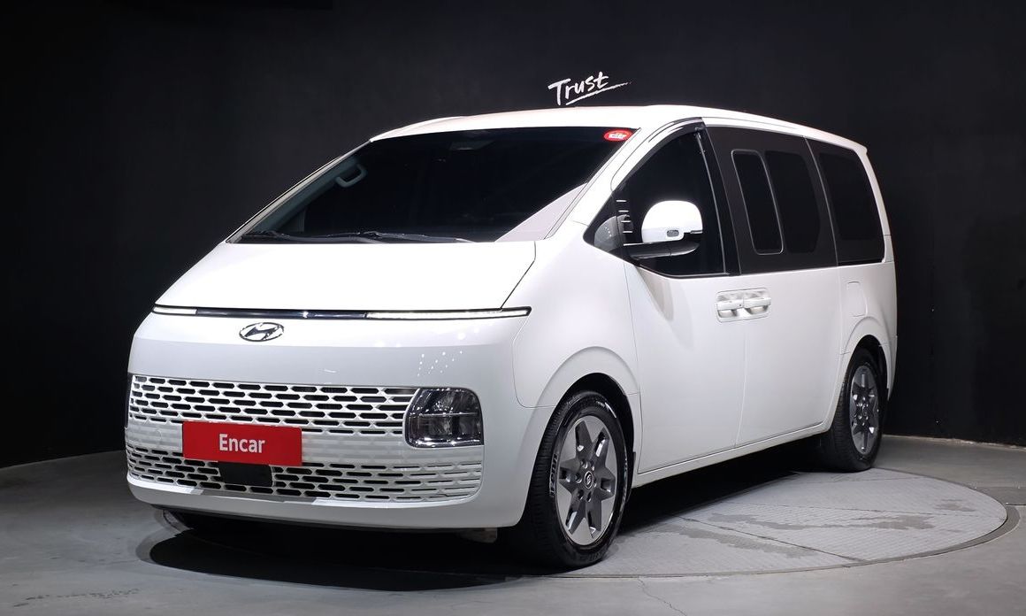 Hyundai Staria 2024