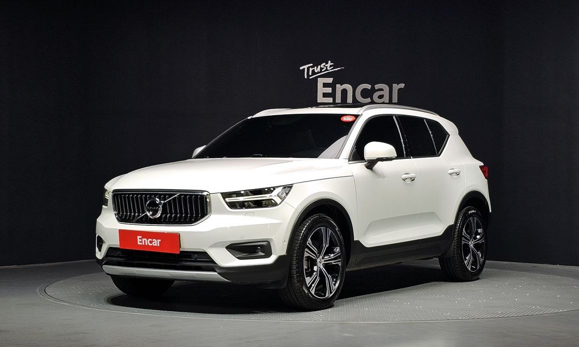 Volvo XC40 2021