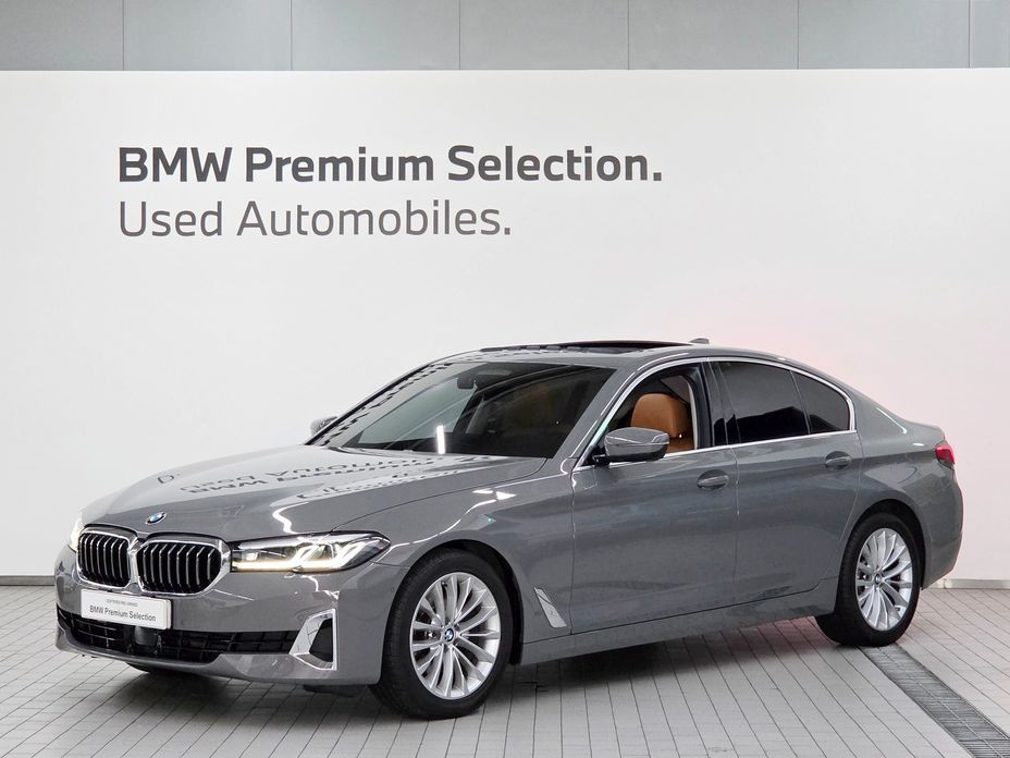 BMW 5-Series 2022
