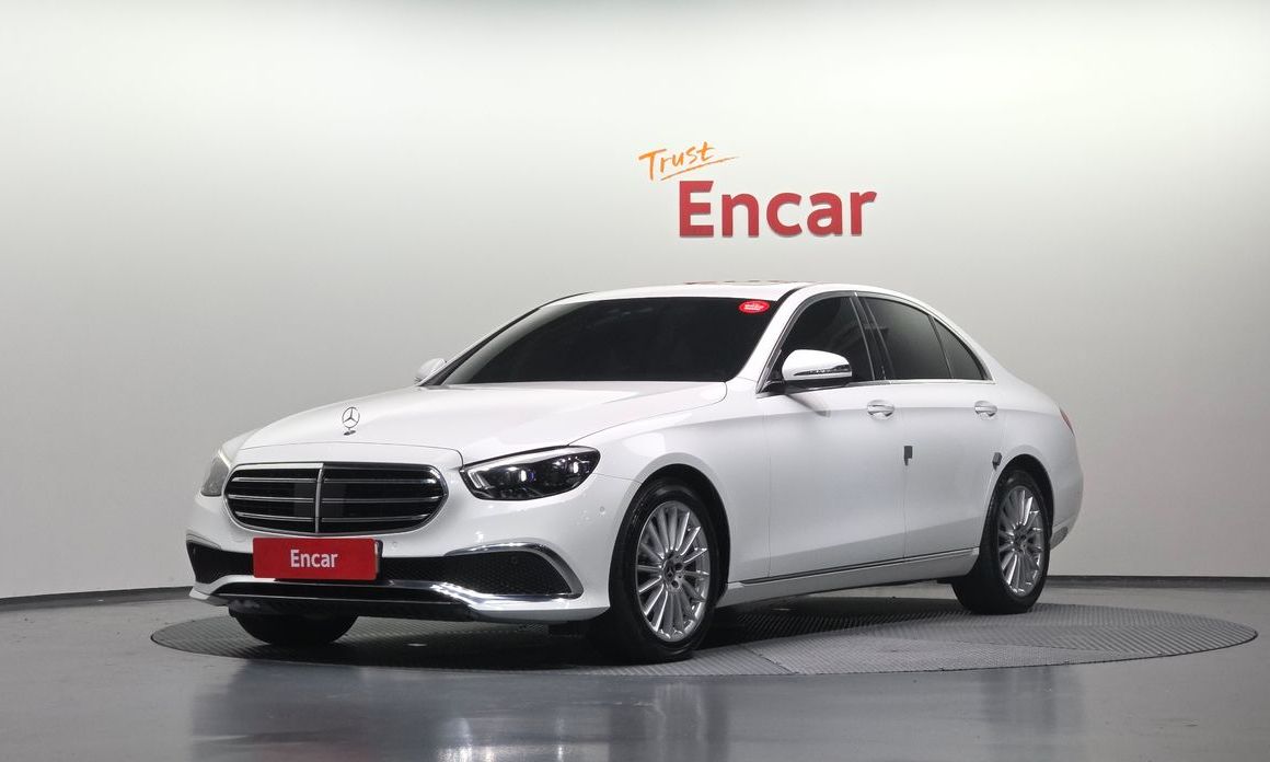 Mercedes-Benz E-Class 2021