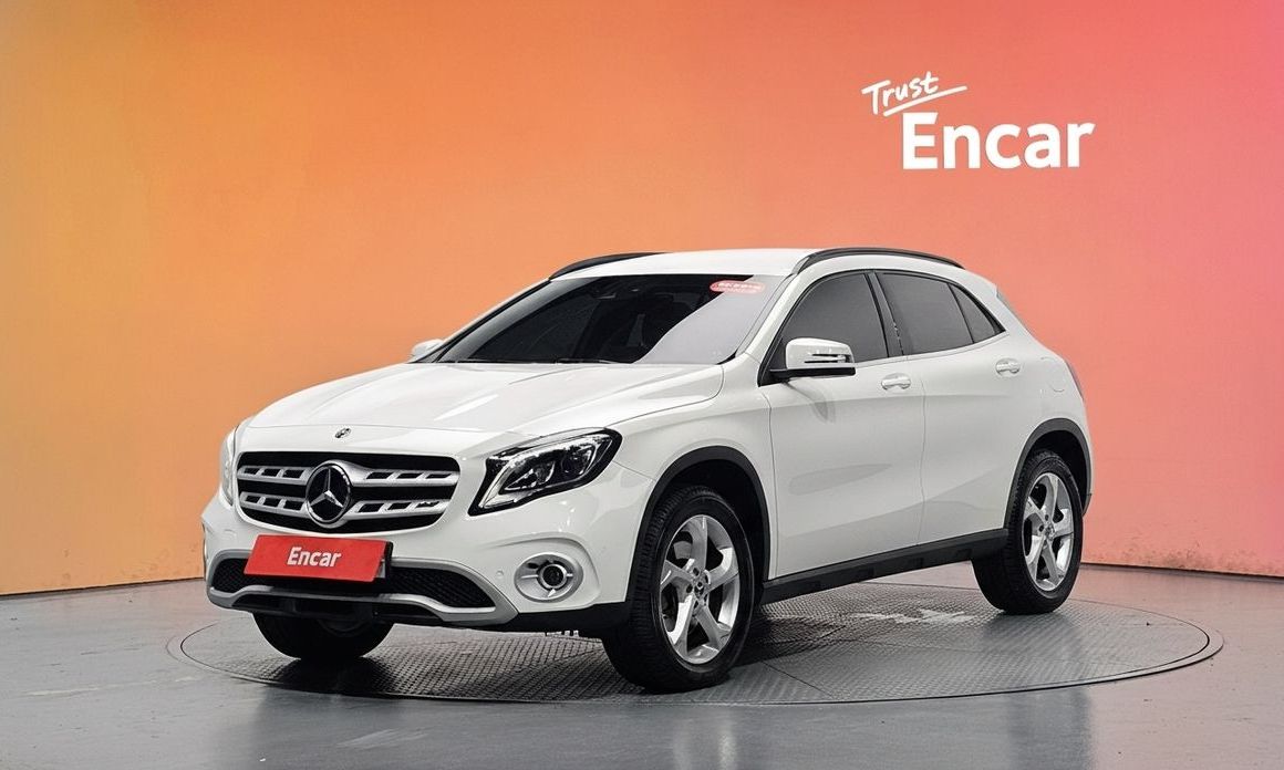 Mercedes-Benz GLA-Class 2019