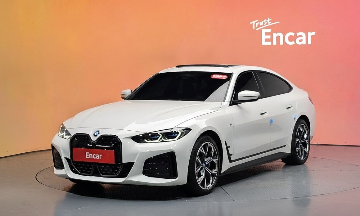 BMW i4 2023