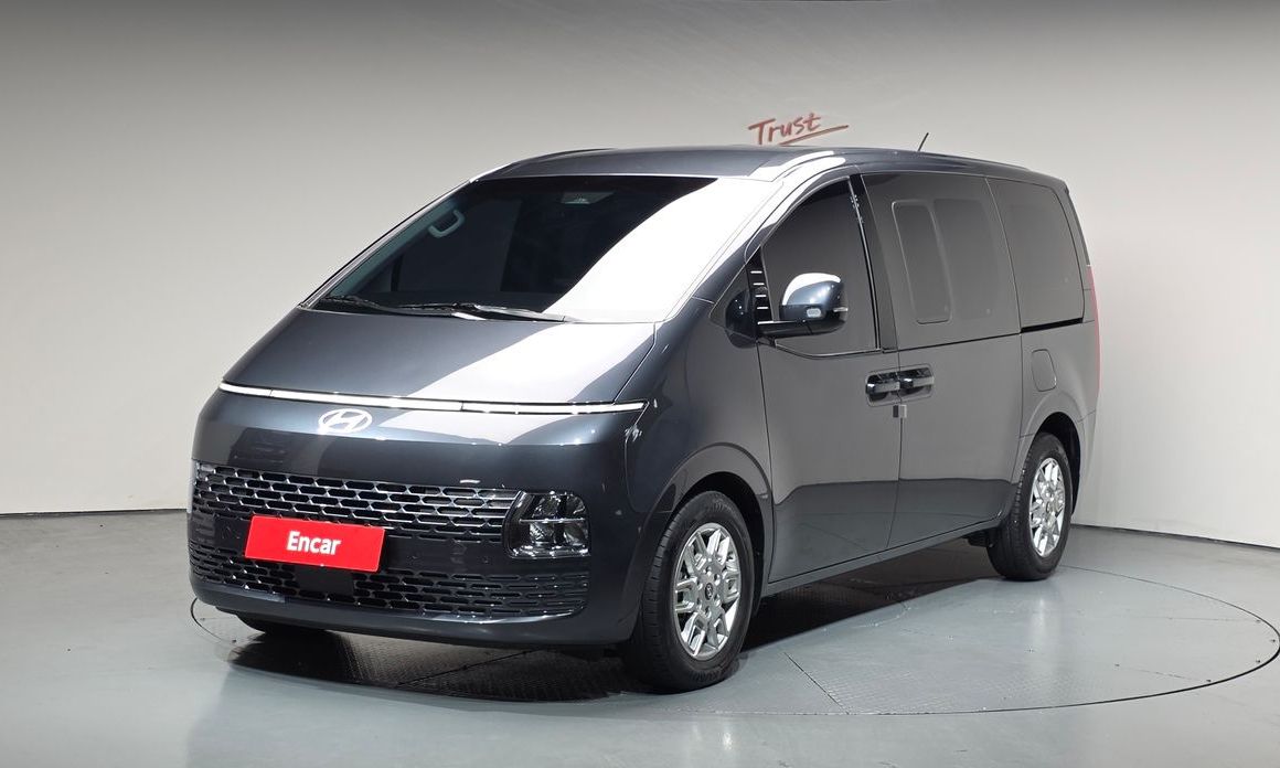 Hyundai Staria 2025